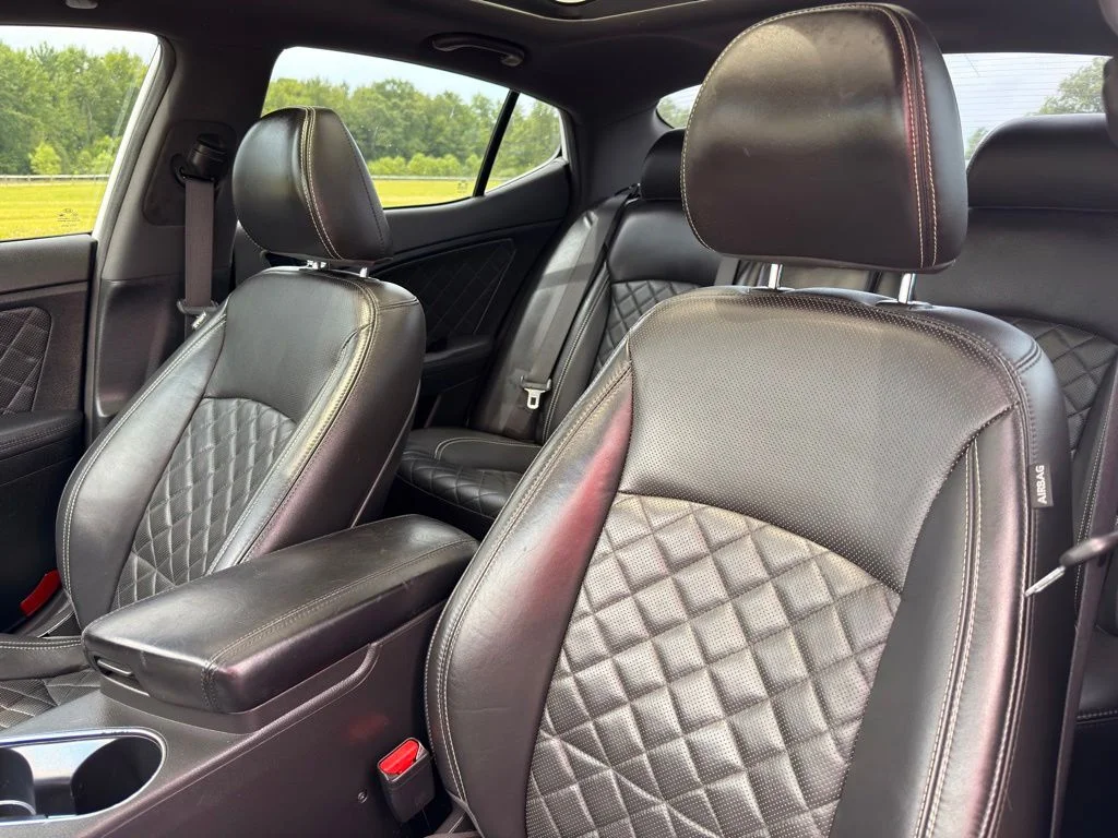 Used 2014 White Kia SXL image 18