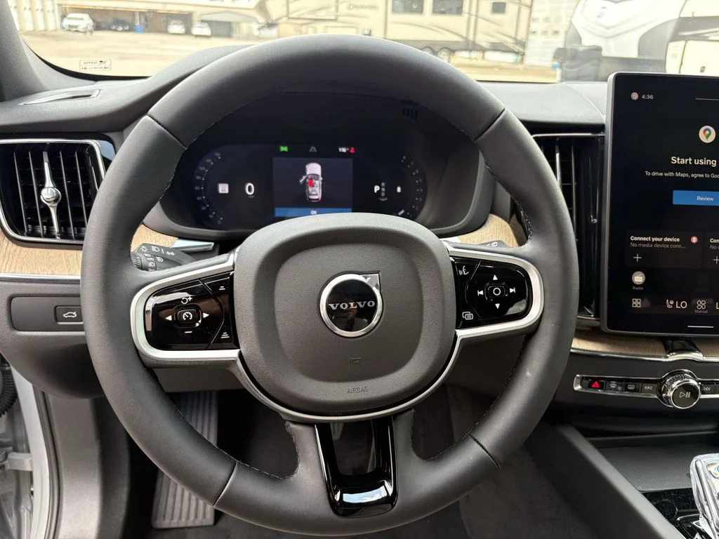New 2026 Vapour Grey Volvo Plus image 15