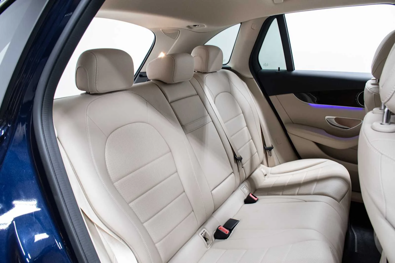 Used 2022 Lunar Blue Metallic Mercedes-Benz GLC 300 image 19