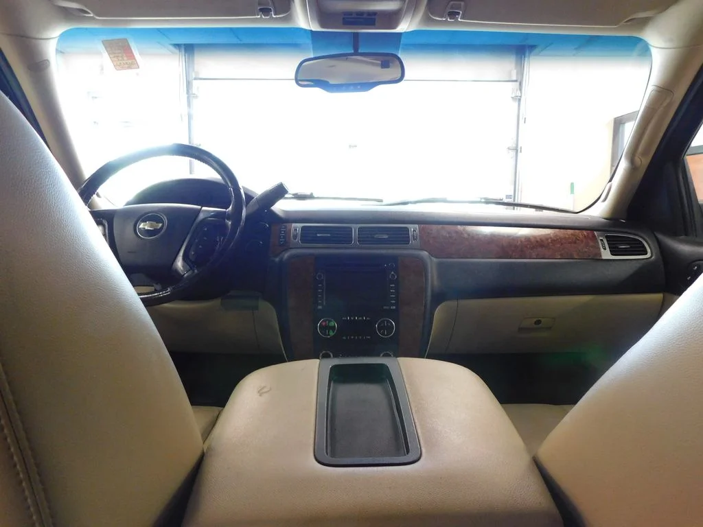 Used 2007 Sport Red Metallic Chevrolet LTZ image 28