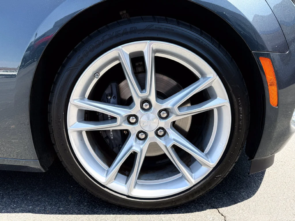 Used 2022 Shadow Gray Metallic Chevrolet 2SS image 13