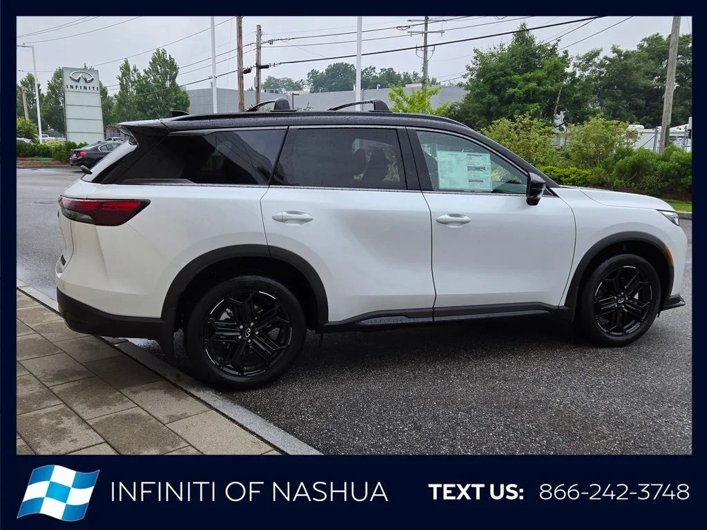New 2027 2T RAD WHT INFINITI Sport AWD image 14
