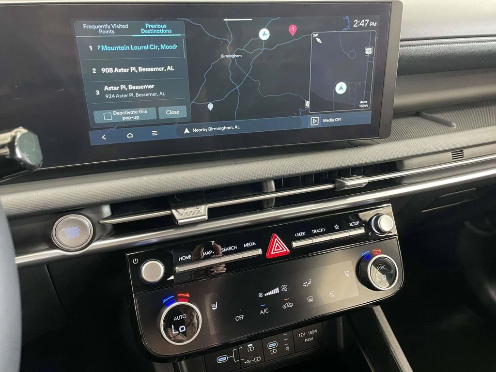 Certified Used 2025 Green Hyundai XRT image 17