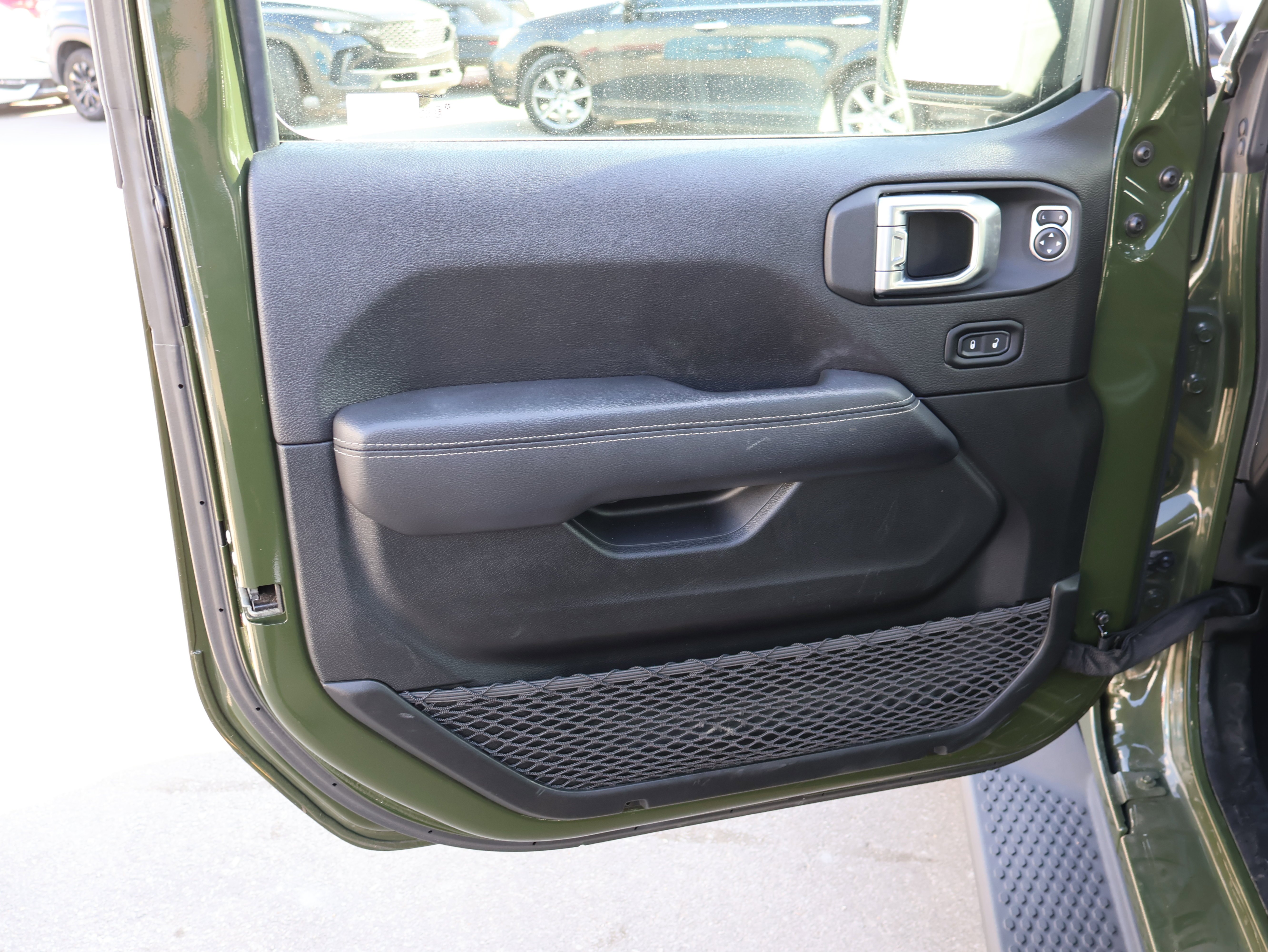 2021 Jeep Wrangler Unlimited Sahara - Photo 26