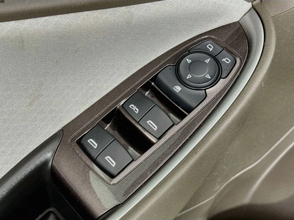 Used 2024 Black Chevrolet LT image 21
