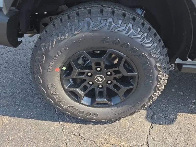 New 2026 Avalanche Gray Ford Badlands® image 9