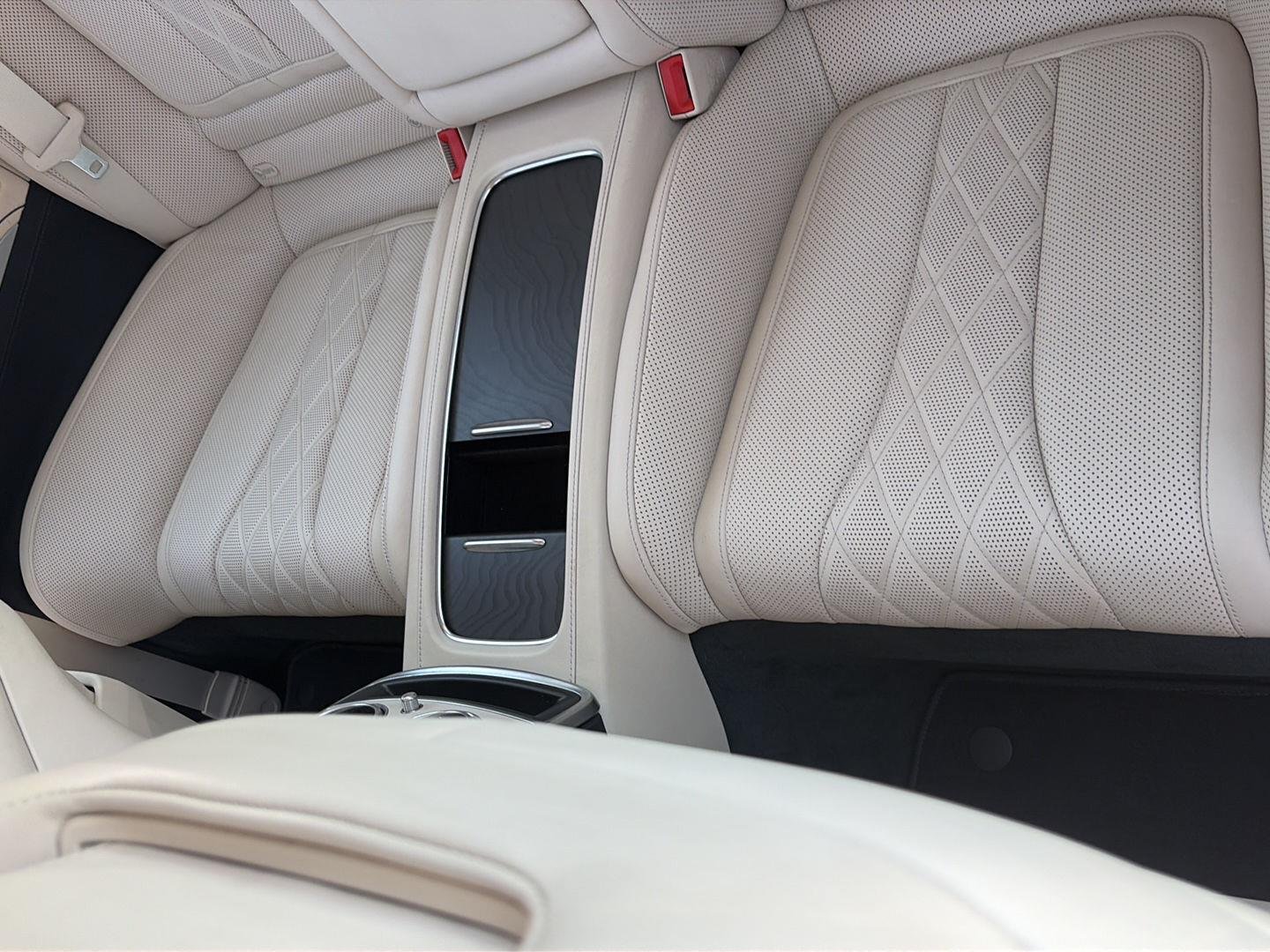 Used 2018 designo Diamond White Metallic Mercedes-Benz S 560 image 37