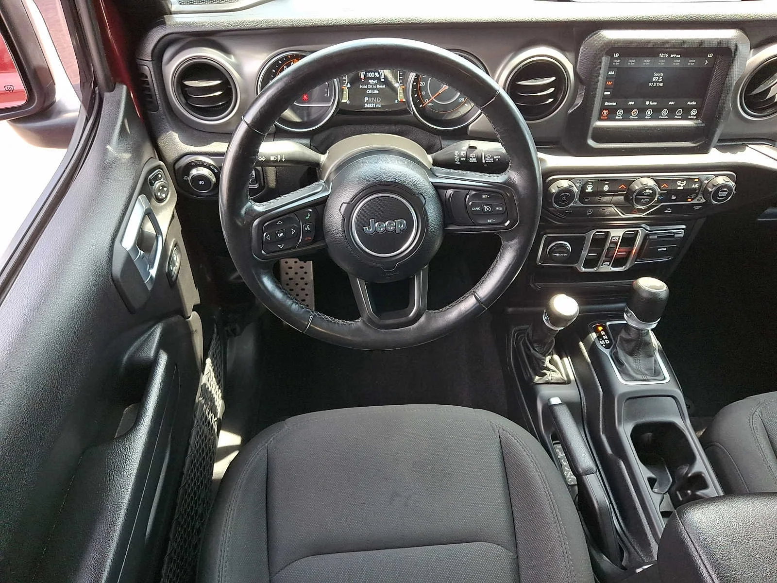 Used 2021 Snazzberry Pearlcoat Jeep Unlimited Willys image 11