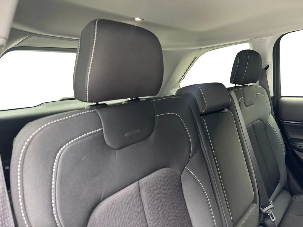 Used 2024 Black Jeep Laredo image 42