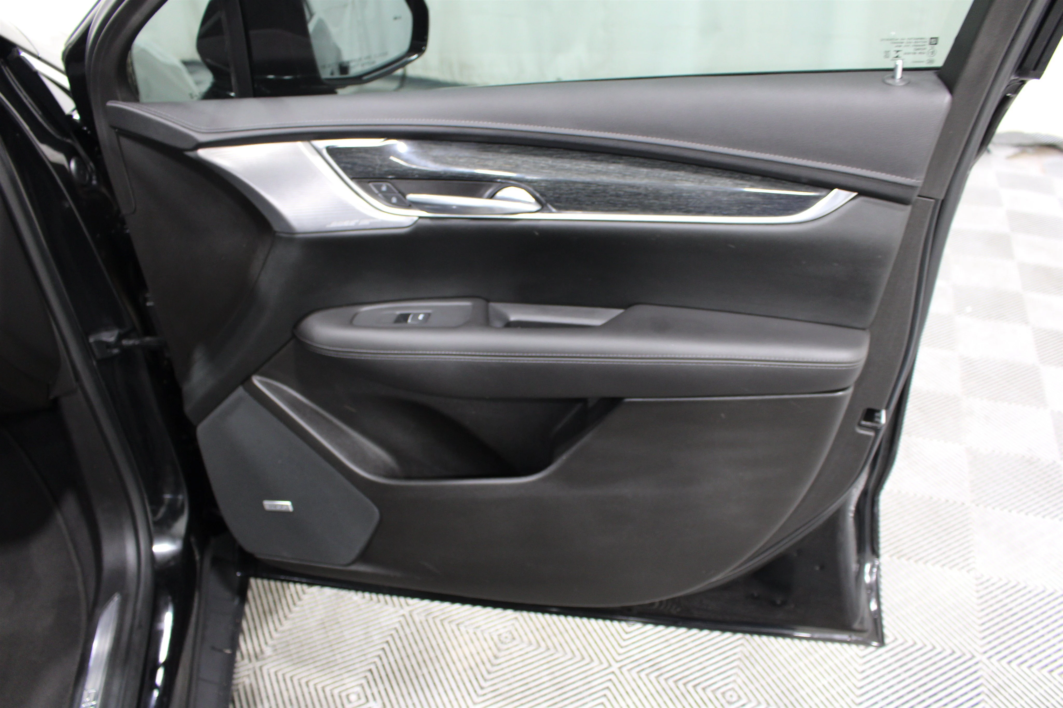 Used 2021 Stellar Black Metallic Cadillac AWD Premium Luxury image 29