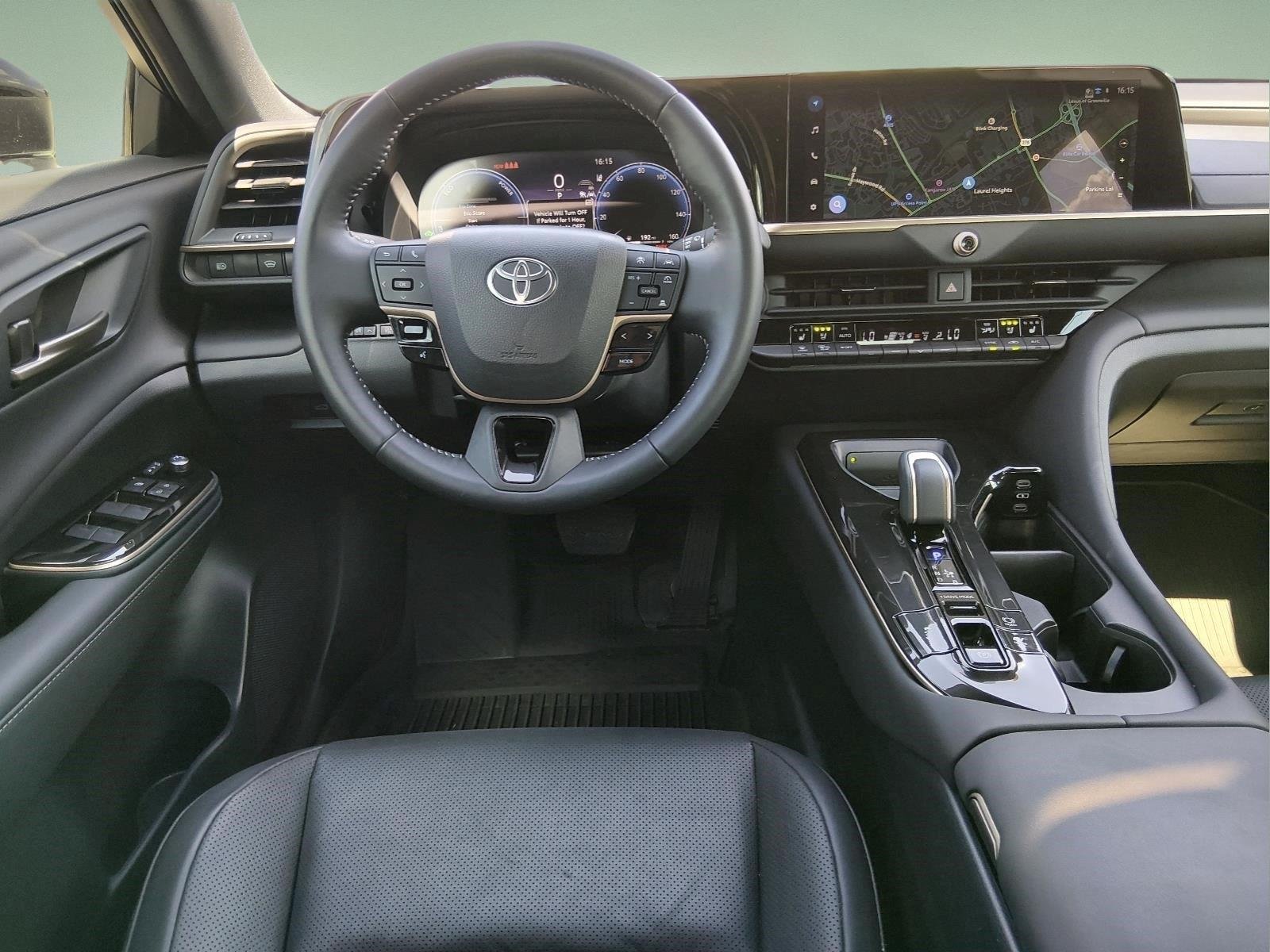 Used 2026 Oxygen White Toyota XLE image 16