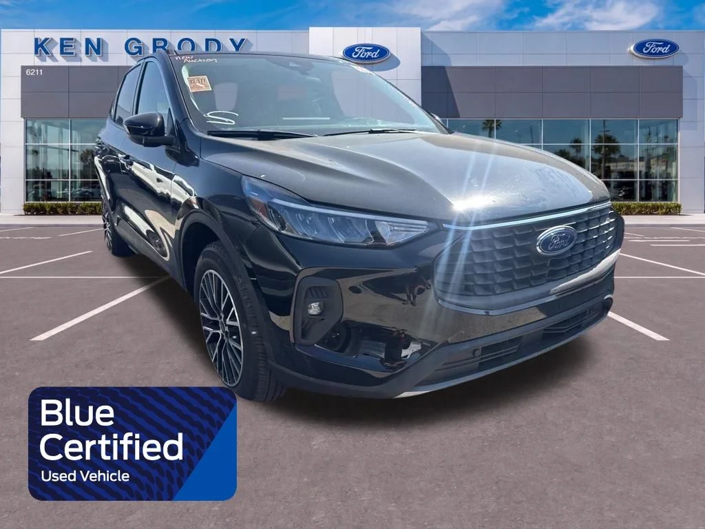 2023 Ford Escape PHEV FWD's photo