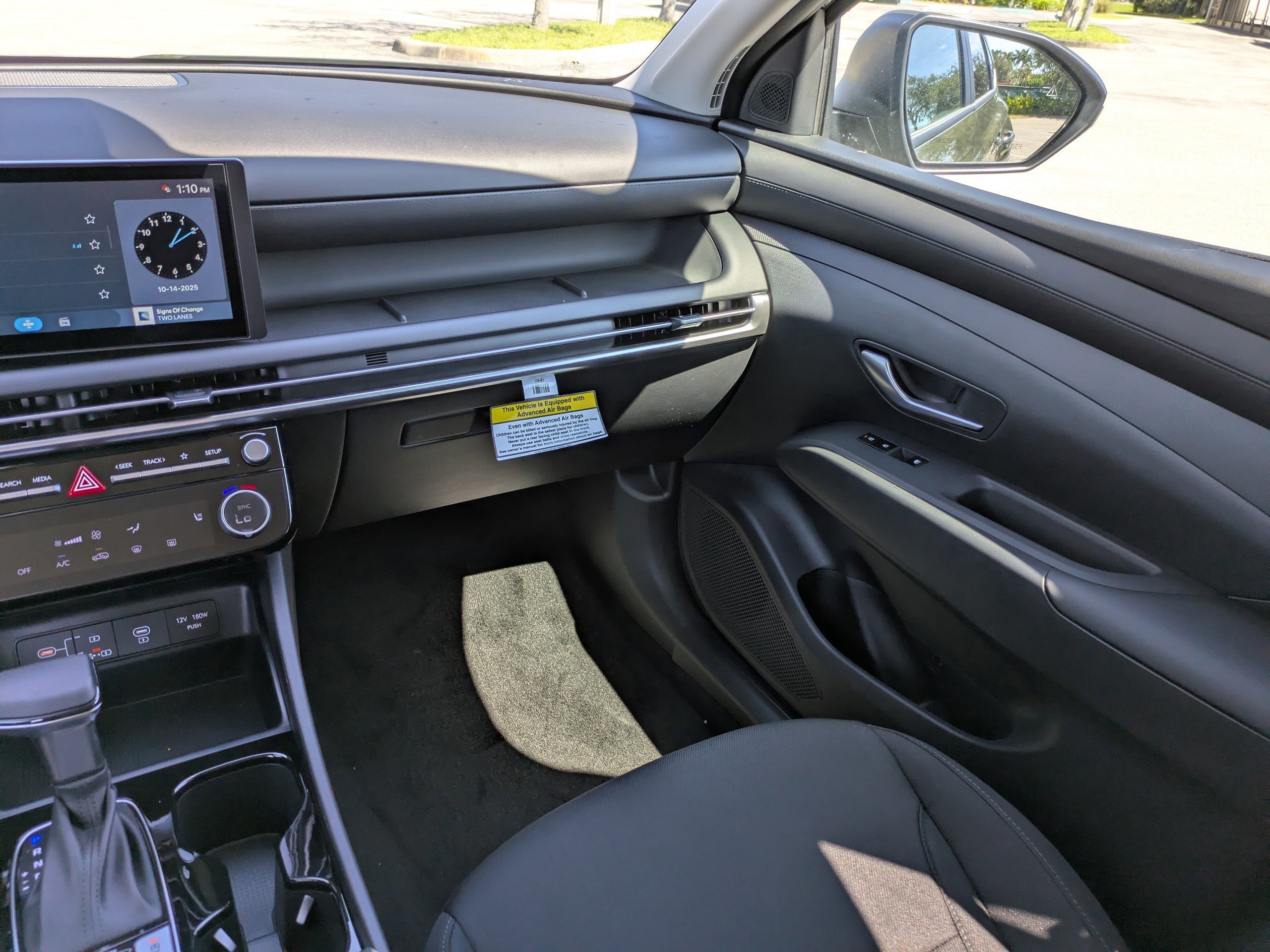 New 2026 Rockwood Green Hyundai SEL FWD image 11