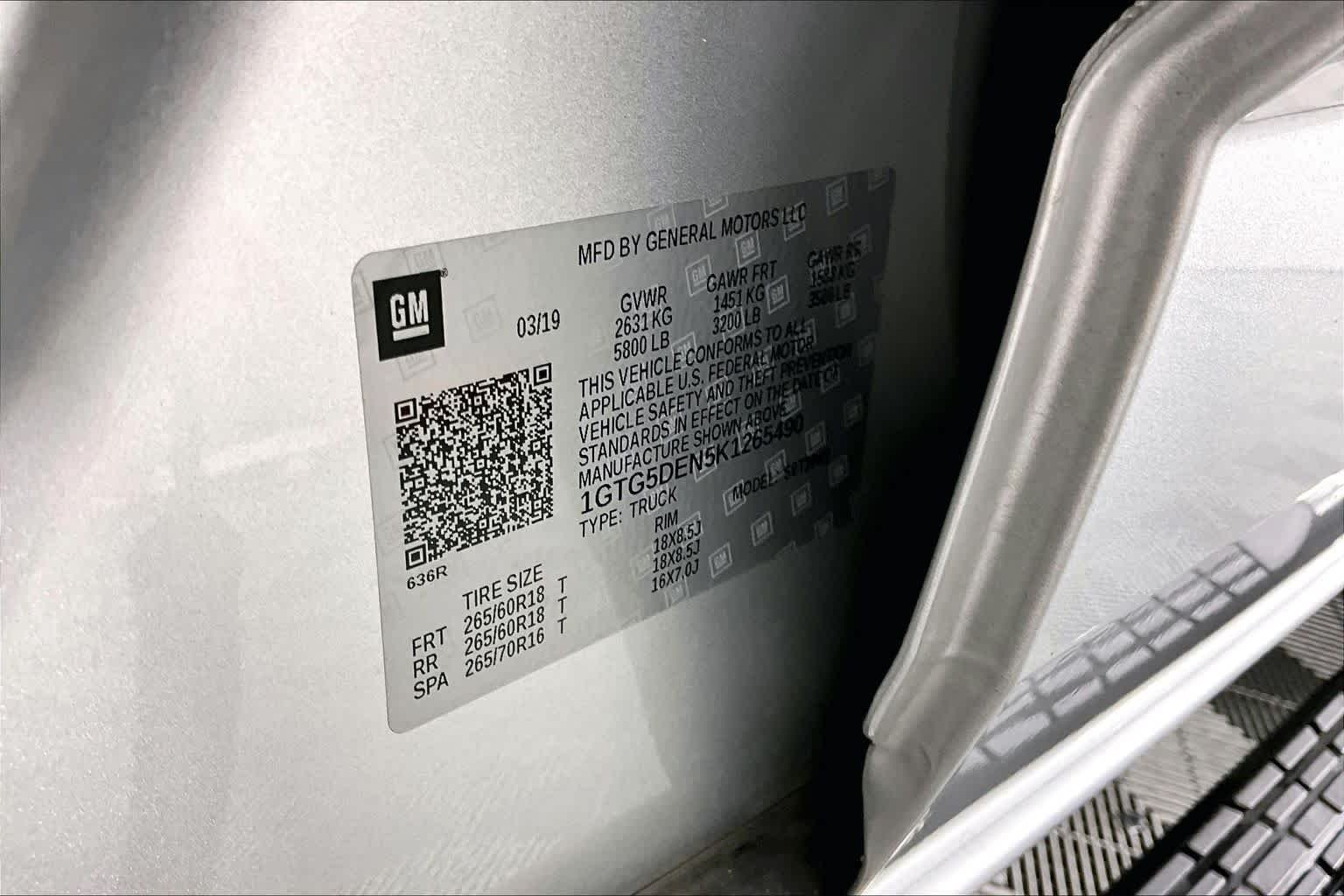 Used 2019 Quicksilver Metallic GMC 2WD SLT image 35