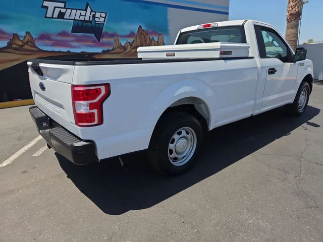 Used 2018 White Ford XL image 7