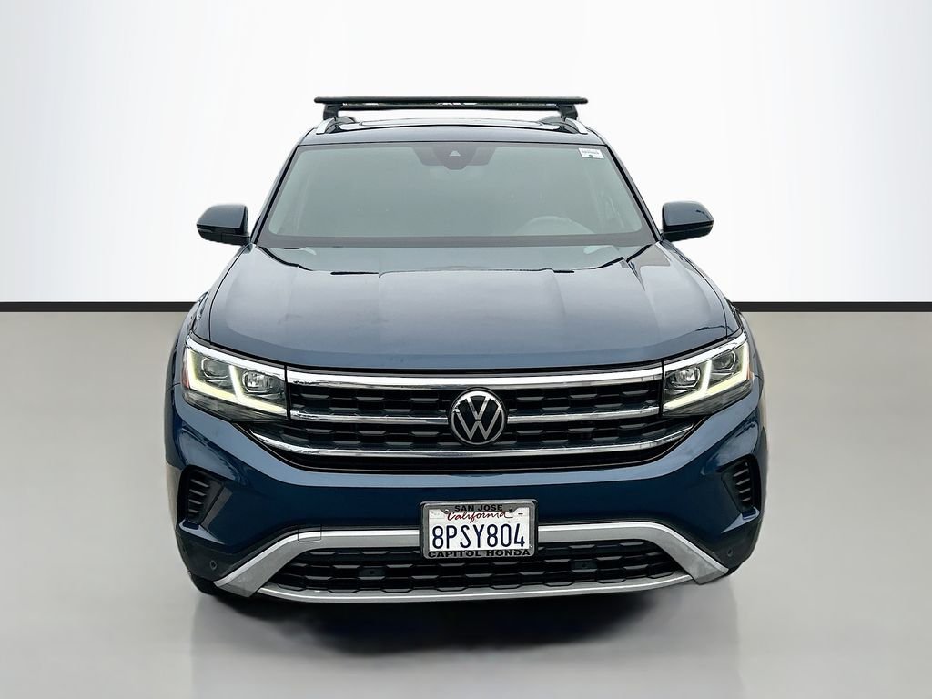 Used 2020 Blue Metallic Volkswagen 3.6L V6 SEL image 2