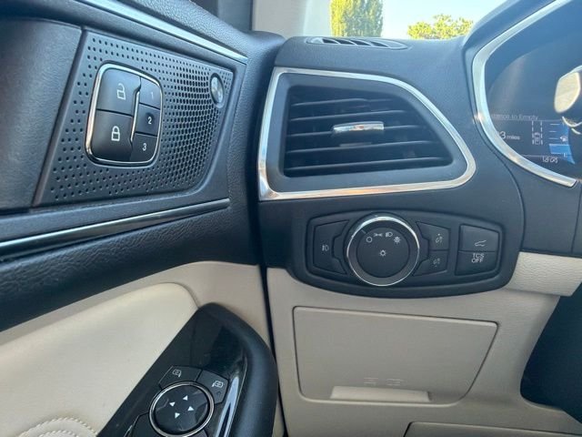 Used 2019 Stone Gray Metallic Ford Titanium image 23