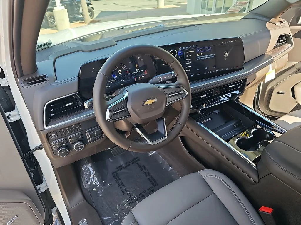 New 2026 Summit White Chevrolet LT image 17