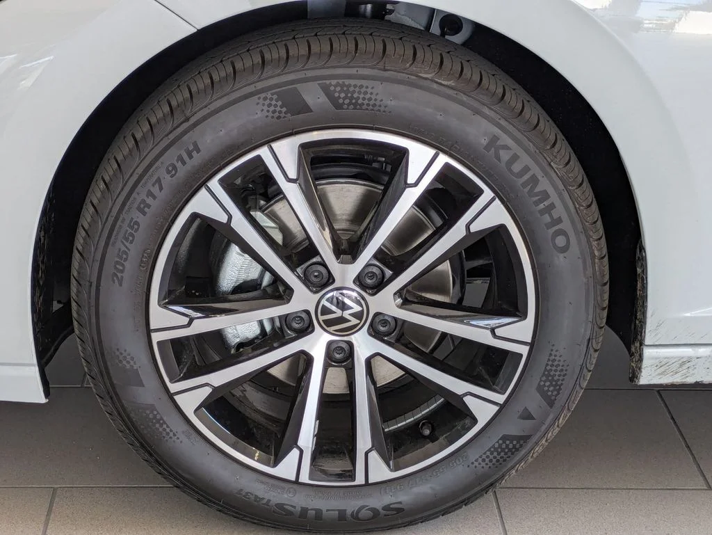 2025 Volkswagen Jetta Sport - Photo 27