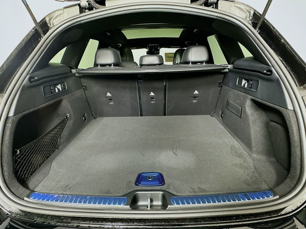 New 2026 Black Mercedes-Benz GLC 300 image 27