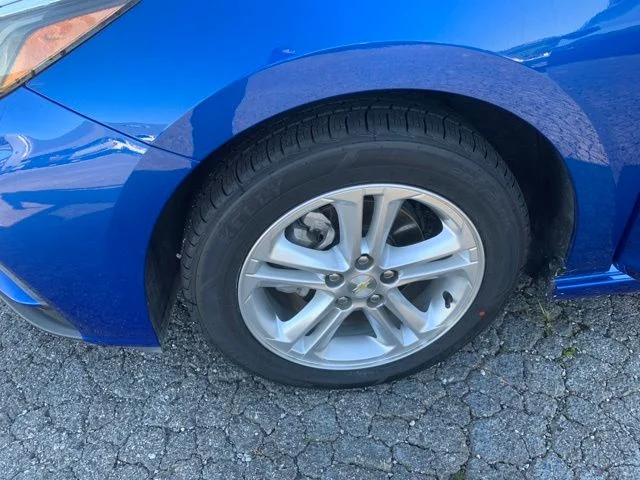 Used 2017 Kinetic Blue Chevrolet LT image 39
