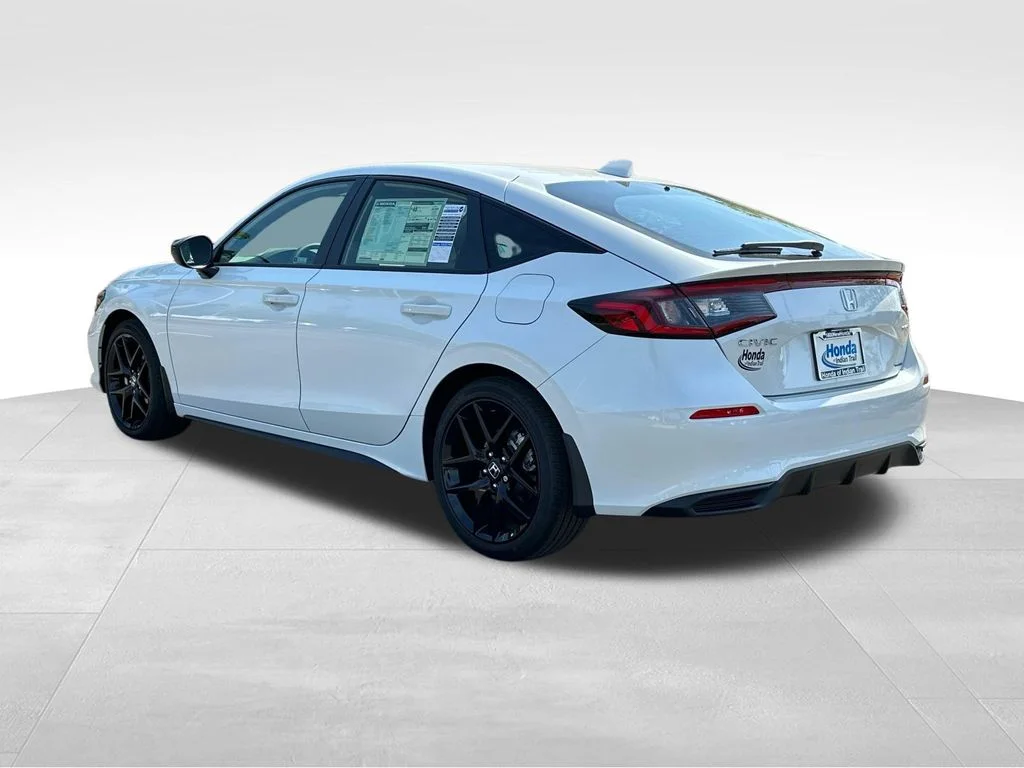 2026 Honda Civic Hatchback Sport - Photo 6