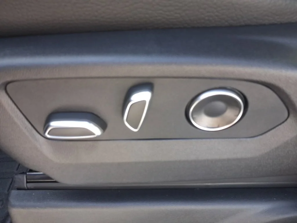 Used 2026 Black GMC Denali image 25