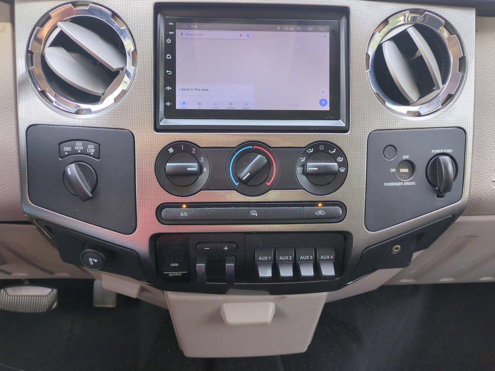 Used 2008 Silver Clearcoat Metallic Ford FX4 image 27