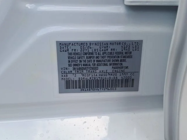New 2026 Aspen White TriCoat / Super Black Two-tone Nissan SR image 29