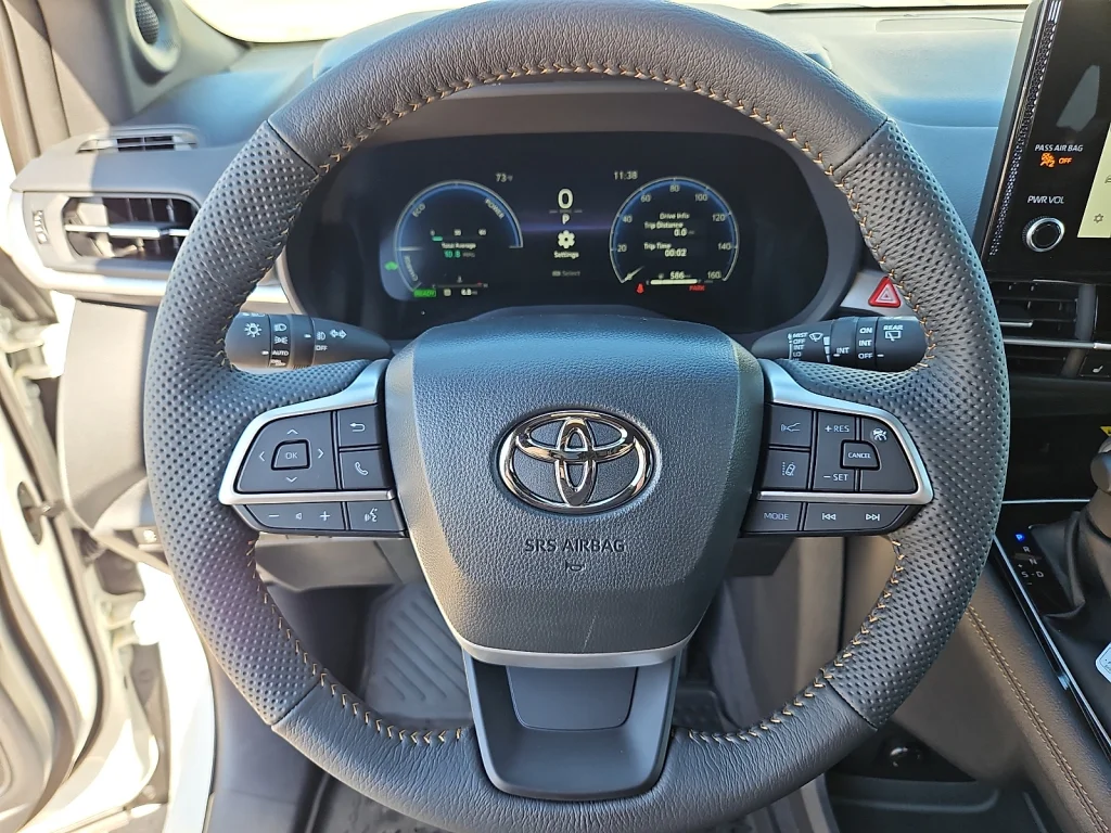 New 2026 ICE CAP Toyota Woodland Edition image 8