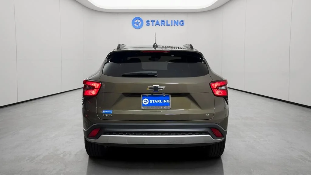 2024 Chevrolet Trax LT - Photo 14