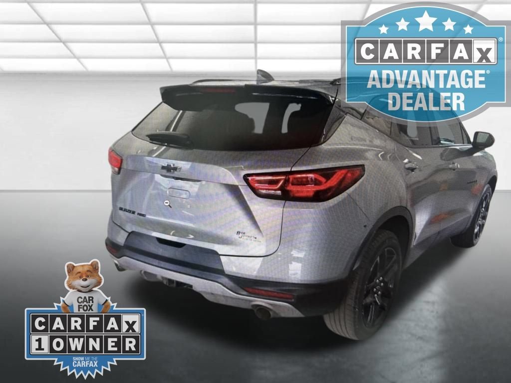 Used 2023 STERLING GRAY METALLIC Chevrolet LT image 2