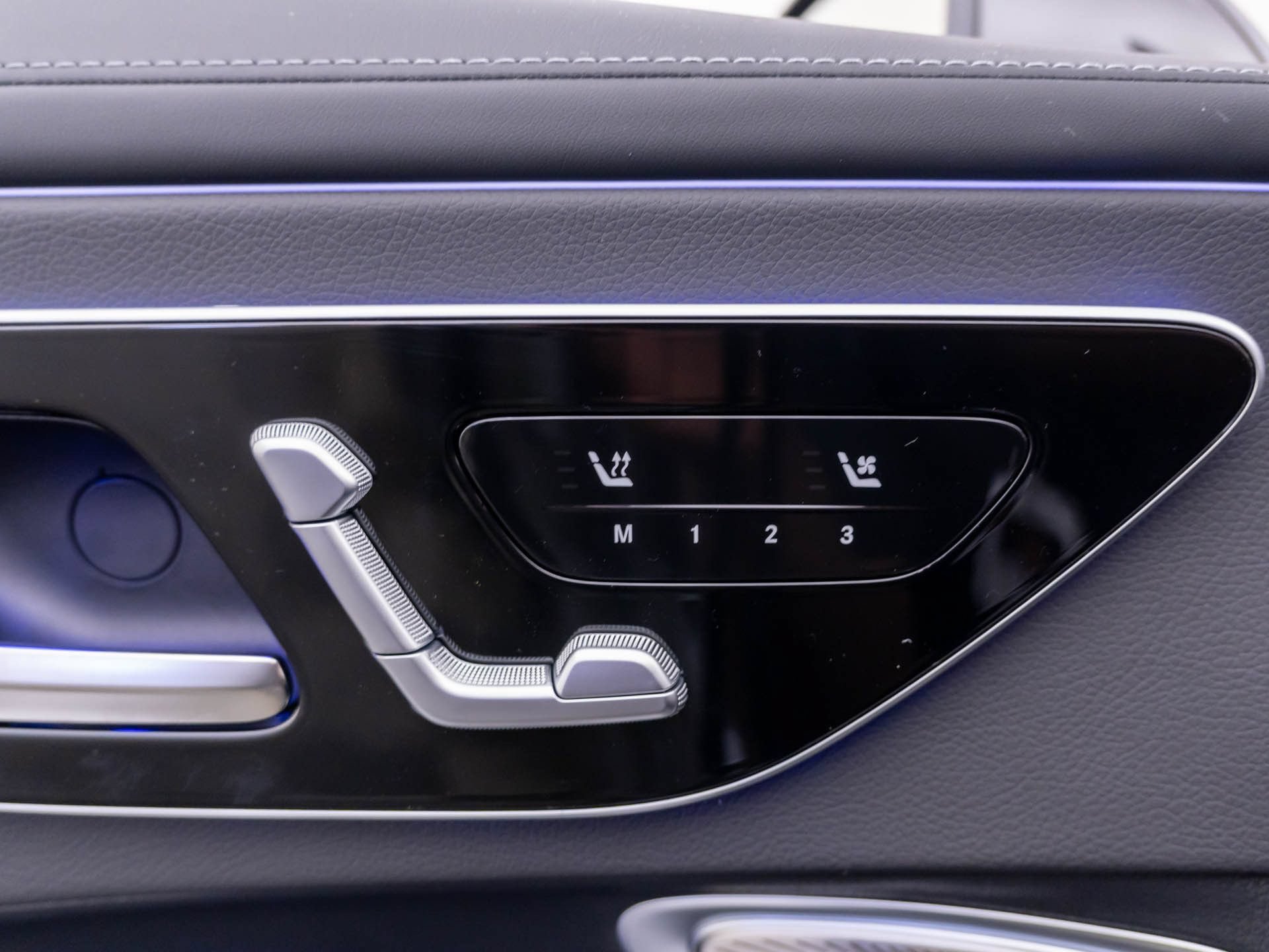 New 2026 Graphite Grey Metallic Mercedes-Benz CLE 450 image 56