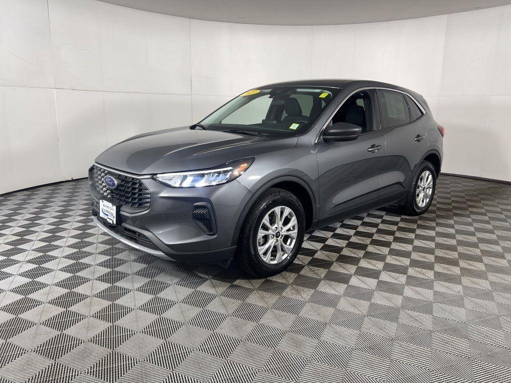 Used 2023 Gray Metallic Ford Active image 23