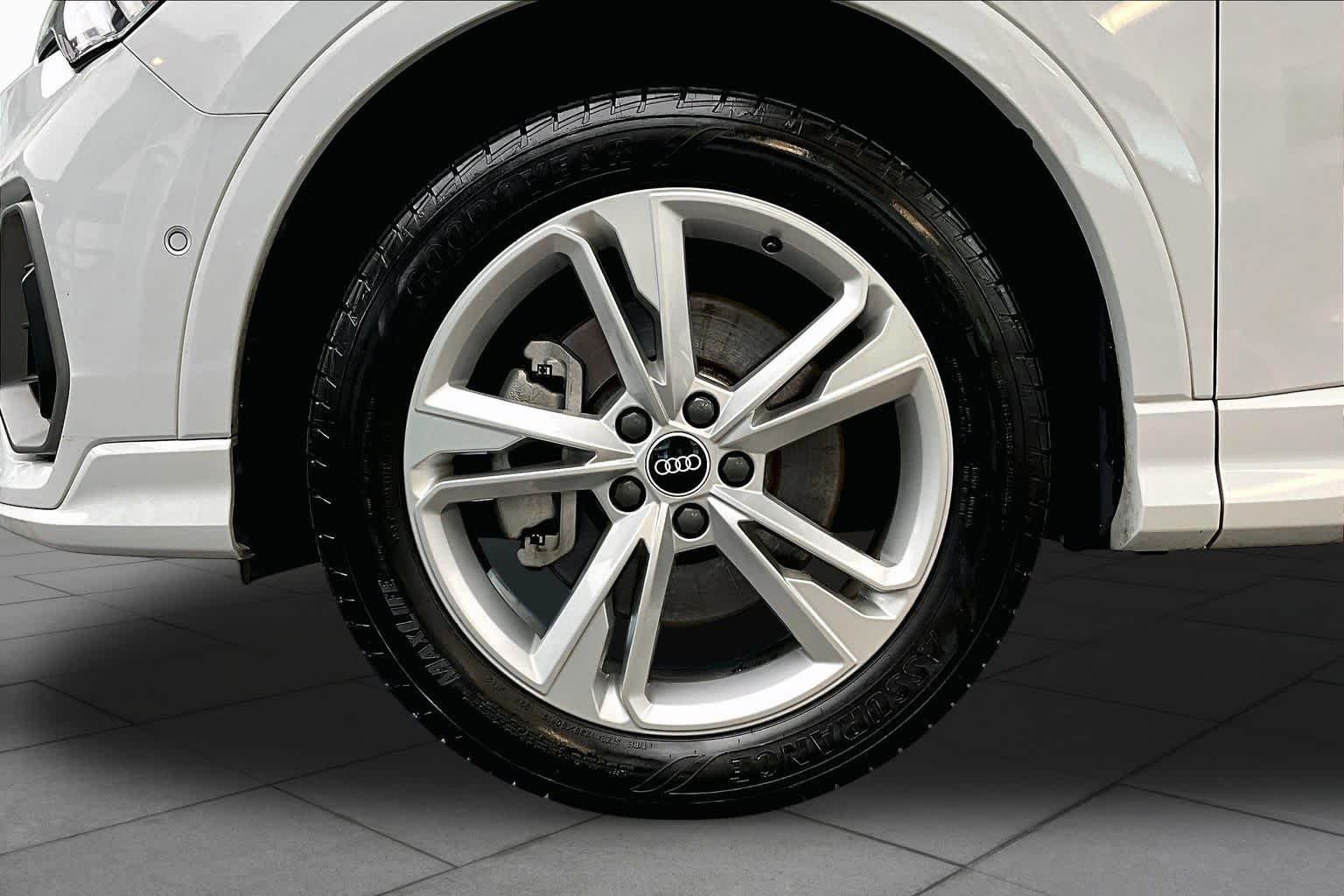 Used 2021 Glacier White Metallic Audi S line Premium Plus image 11