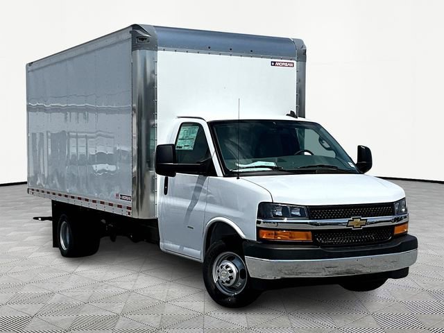 2025 Chevrolet Express 3500 177" WB's photo