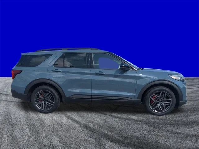 New 2026 Vapor Blue Metallic Ford ST-Line image 3