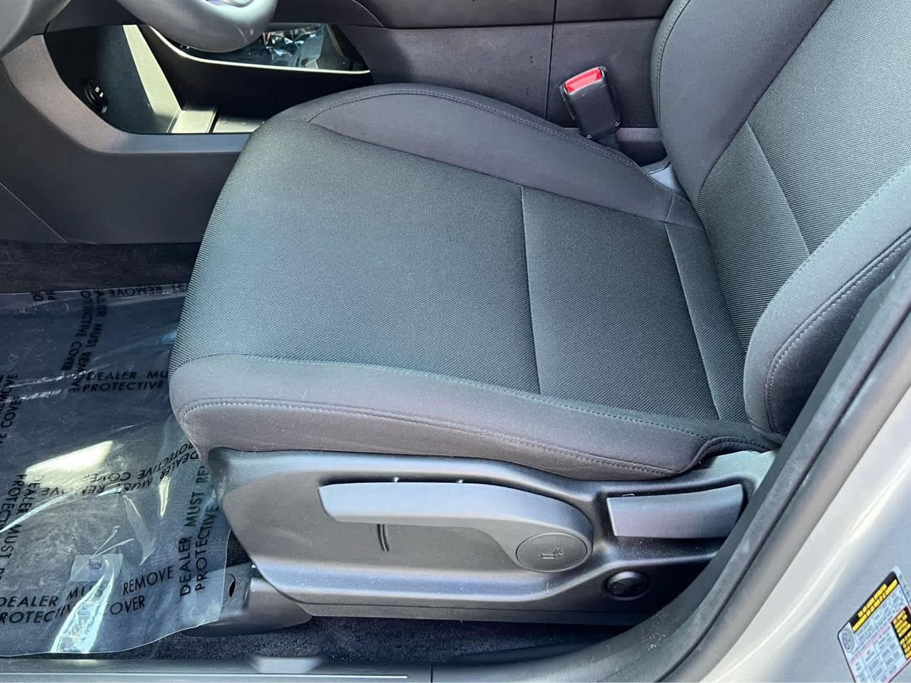 New 2026 Shimmering Silver Hyundai SE image 29
