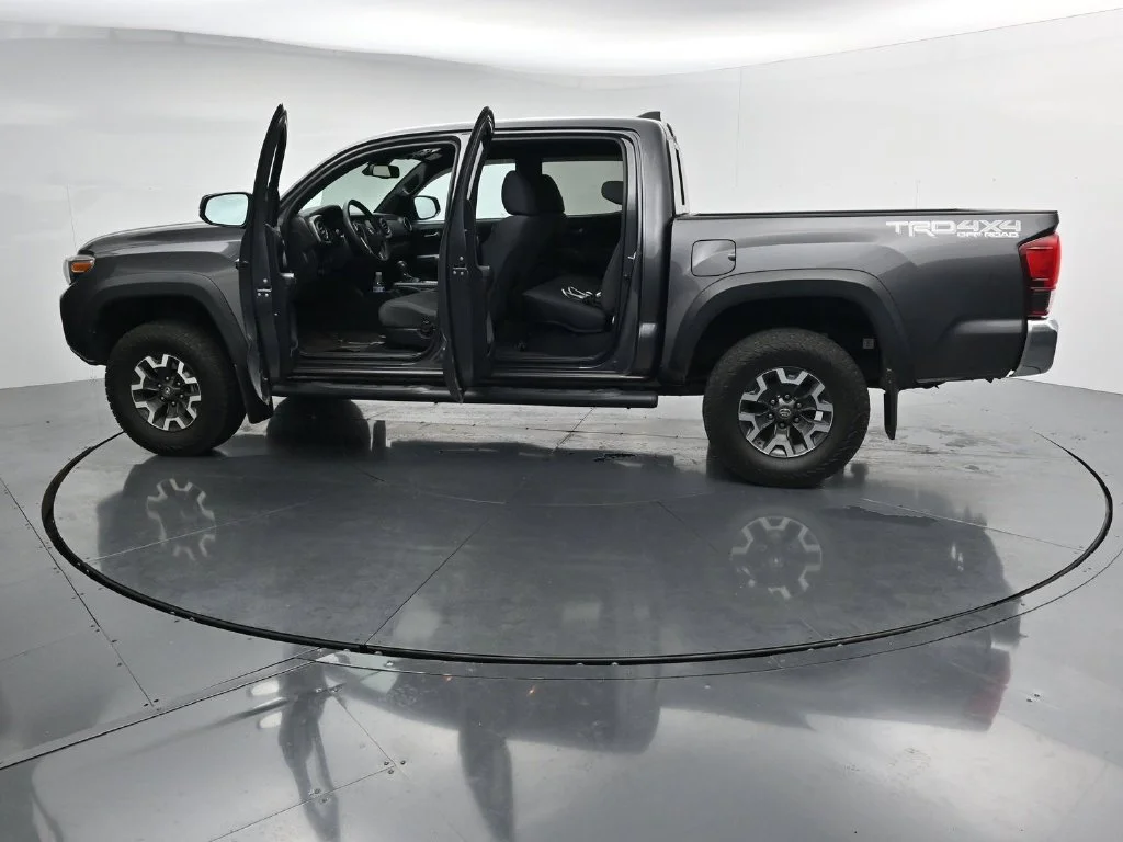 Used 2019 Gray Toyota TRD Off-Road image 27