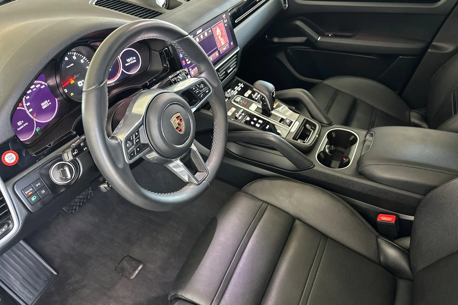 Used 2023 White Porsche  image 9