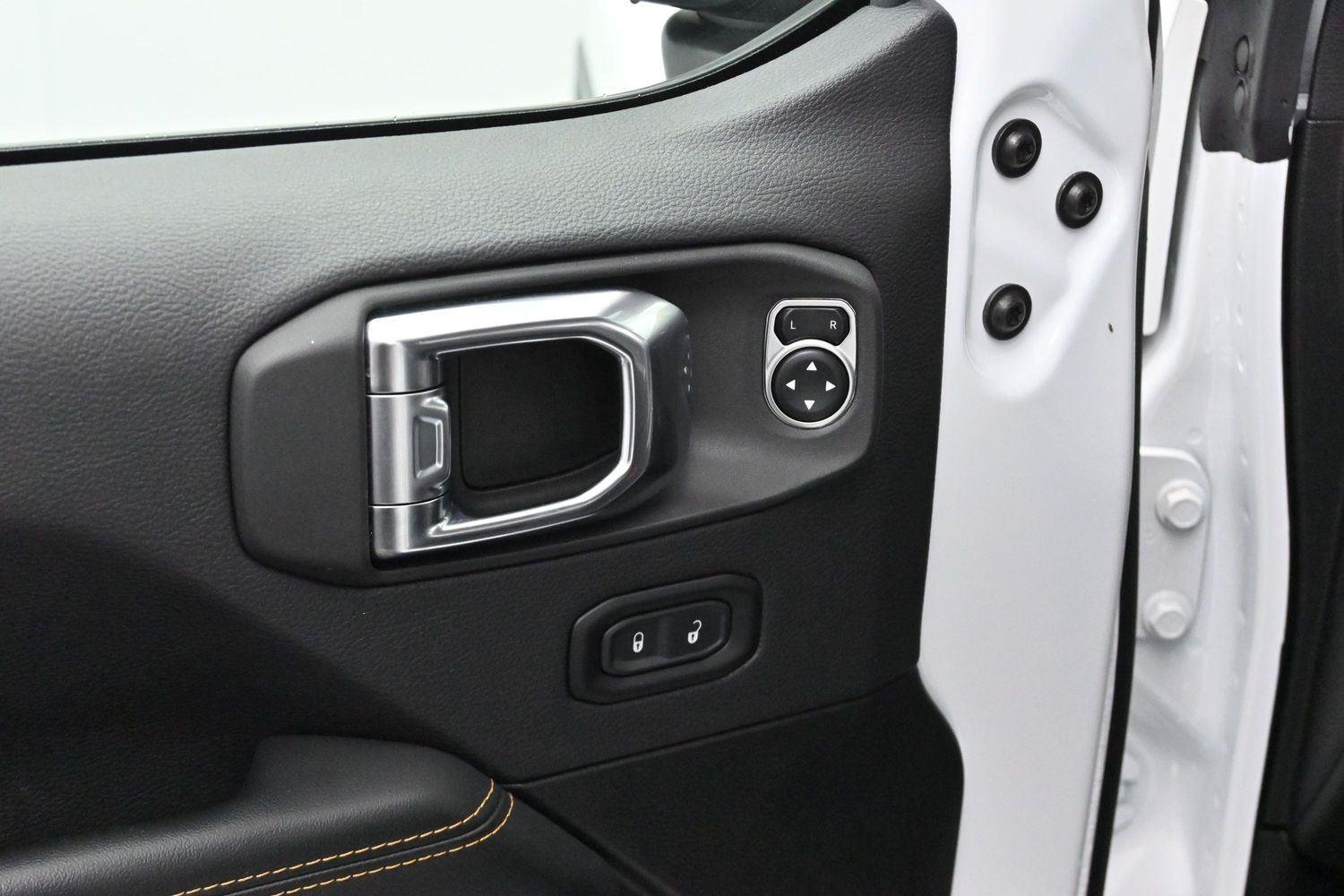 Used 2025 White Jeep High Tide image 10
