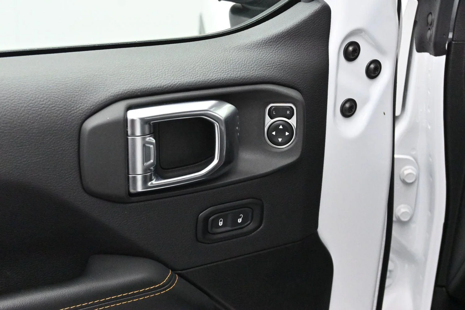 Used 2025 White Jeep High Tide image 10
