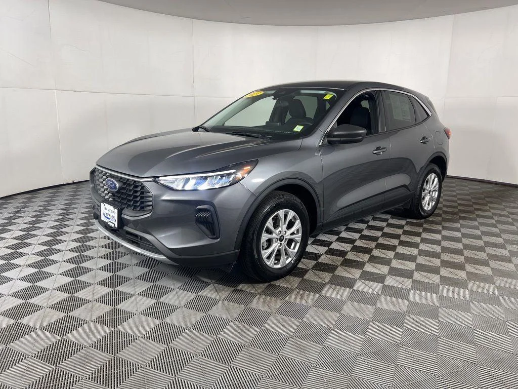 Used 2023 Gy Ford Active image 23