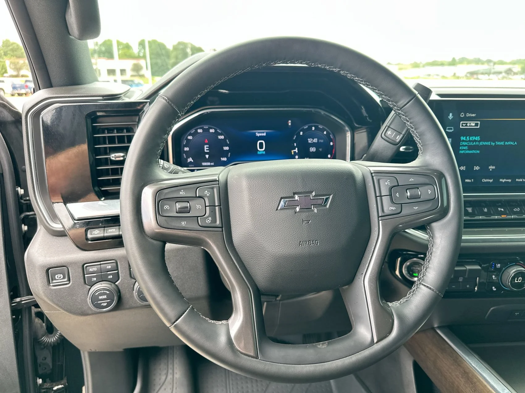 Used 2025 Black Chevrolet High Country image 14