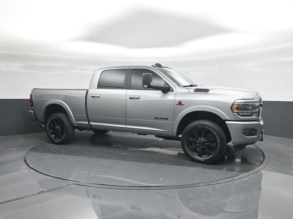 Used 2022 Silver Ram Laramie image 11