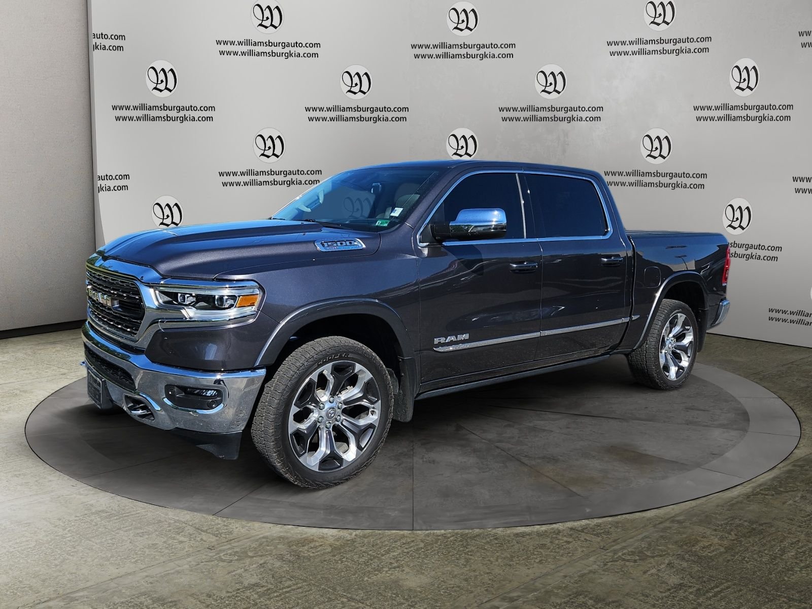 2024 RAM 1500 Limited 4x4 Crew Cab 5'7's photo