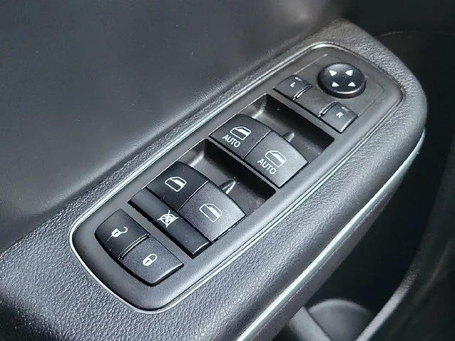 Used 2021 Black Dodge SXT image 22