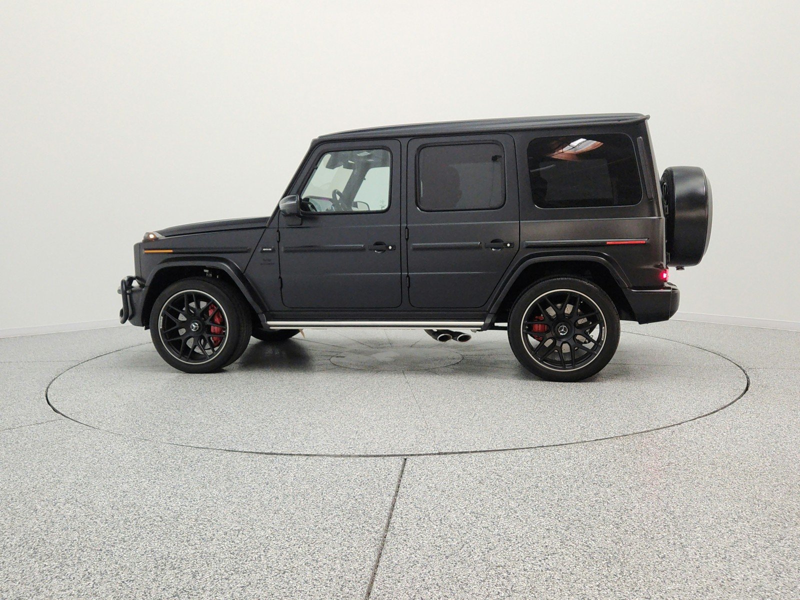 Certified Used 2024 MANUFAKTUR Night Black Magno Mercedes-Benz AMG® G 63 4MATIC SUV image 8