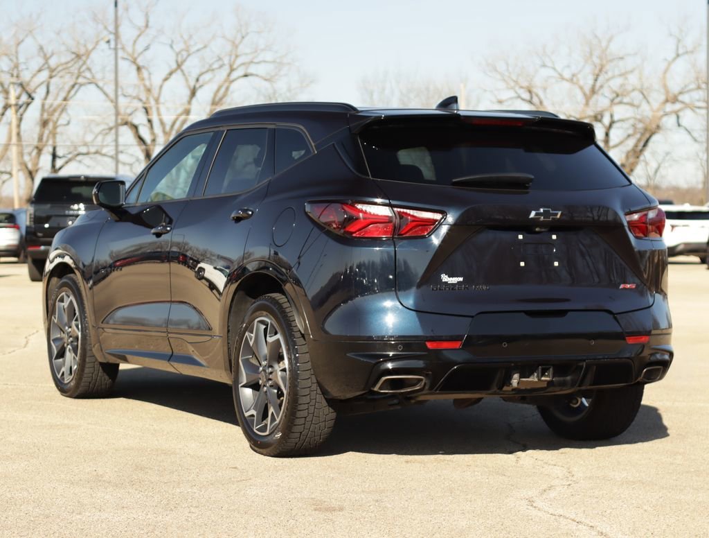 Used 2020 Midnight Blue Metallic Chevrolet RS image 5