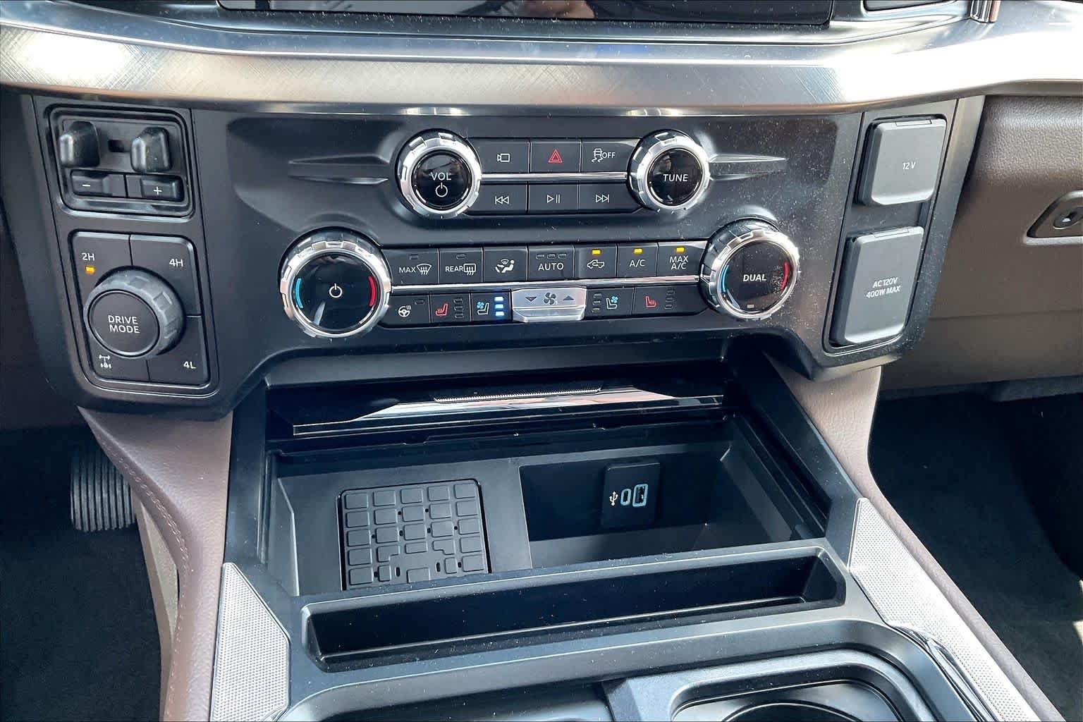 New 2026 Oxford White Ford F-350® King Ranch® image 17
